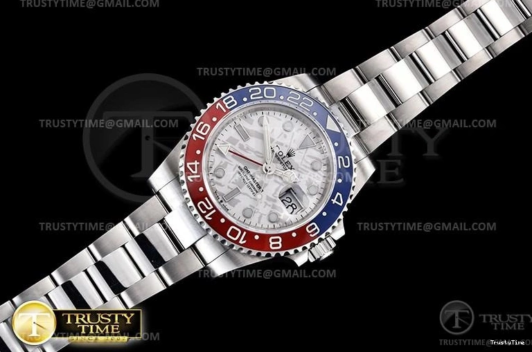 0325 ROLGMT166 – GMT II Snug 977